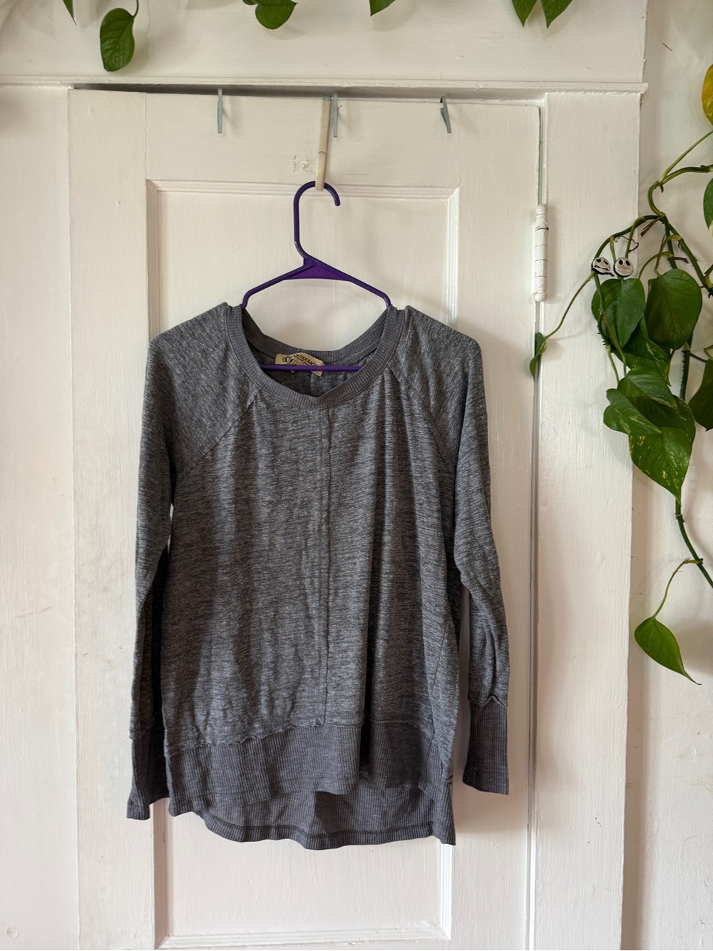 Democracy Gray Lightweight Pullover Sweatshirt
